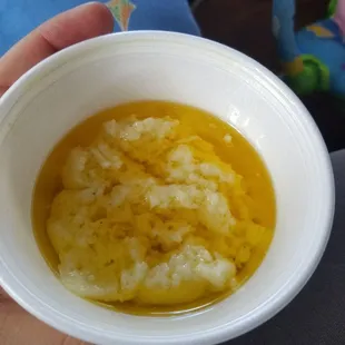 $2 side of alfredo "sauce," AKA runny grease with separated cheese goop. Nope. *sigh*