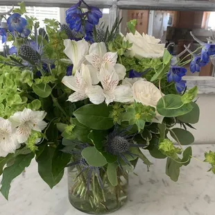 Beautiful and fresh! $155 w/delivery