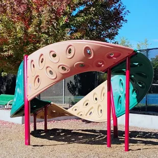 Mobius-like Play Structure  10-20-2024
