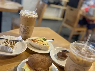 Coffee Hub - Beavercreek