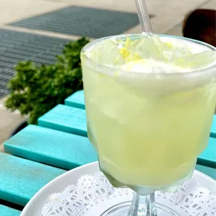 (Special) Vodka, limoncello and lemon sorbet