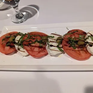 Insalata Caprese - $11