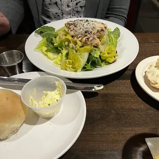 Greek and Peppercorn Chicken Insalata