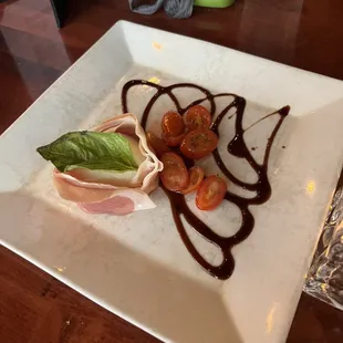 Really romantic, food was awesome. Our entrees were well portioned. Recommend for date night or anniversary occasions.