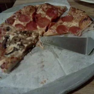 Bellisario Pizza Shop