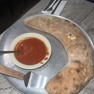Calzone Large (18 Inch) Pepperoni, Mushroom, Spinach $25