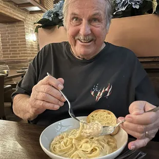 Fettuccine Alfredo