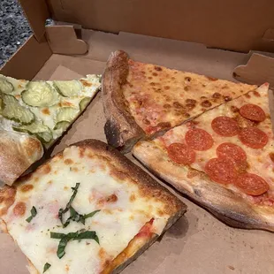 Pizza slices to-go