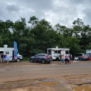 Sooo much food truck goodness here!