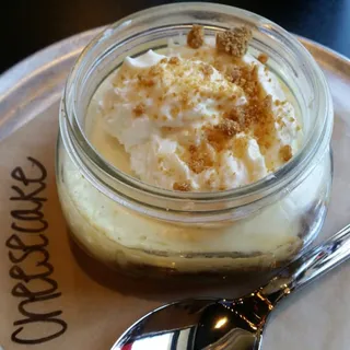 Jordan Lyn's Cheesecake