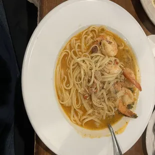 Linguni Shrimp Scampi
