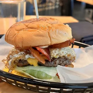 Sheep Burger with egg and bacon