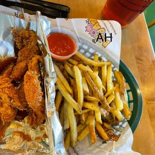 Asian Sweet Spicy 4ct Chicken Tenders. Really 7 small ones.