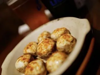 Mother Bear's Pizza Campus