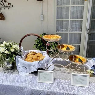 Croissant and quiche