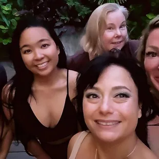 My amazing goddess warriors at today&apos;s GODDESS MOVEMENTS belly dance floorwork workshop at the Kaimuki Yoga Under the Palms