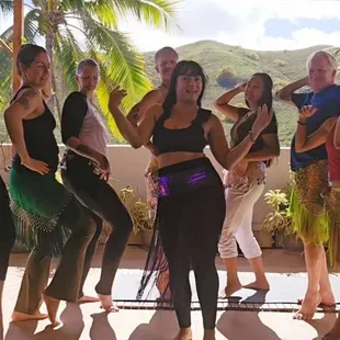 Group bellydance class in Kailua