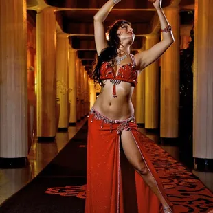 www.bellydancersinparadise.com