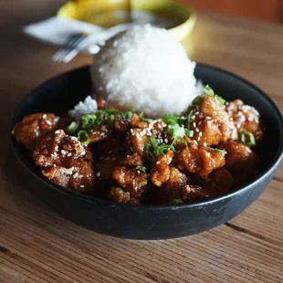 chicken wings and fried chicken, food