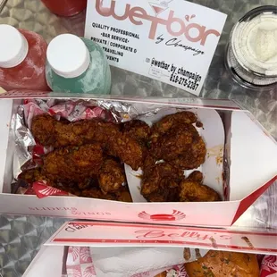 bbq wings, fried chicken, chicken wings, chicken, bbq chicken, food, chicken wings and fried chicken, fried chicken wings, poultry