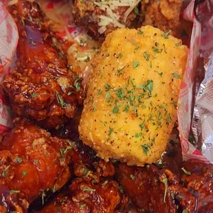 10 piece wings(GPS and BellyQue) with a side corn popper