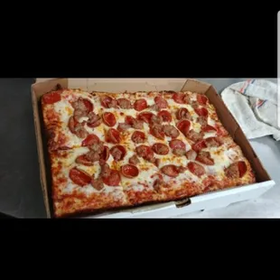 Square pizza