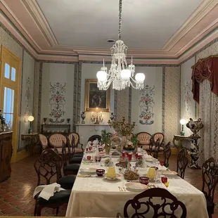 Formal dining room