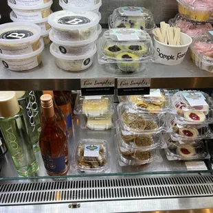 All the yummy things -!: almost worth the $10 for the carrot cake cookies to go and another $10 for the petite pecan tarts