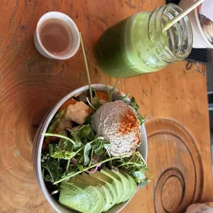 Quinoa Bowl &amp; Roasted Veggies +Avocado and Hummus  Green Detox Juice  Shot of Hot Cacao