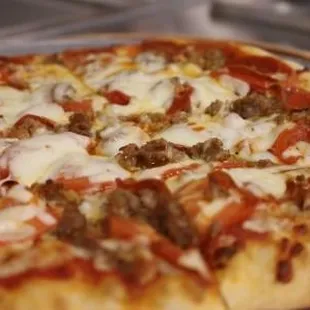 Pizza &amp; sports available at Stadium Sports Bar &amp; Grill