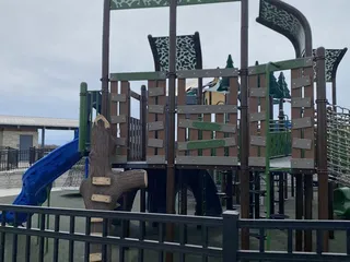 Hawk Ridge Park