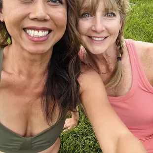 Yogas class?!?!! Ooohhh we thought you said "pour a glass" but we'll take yoga in the park too.