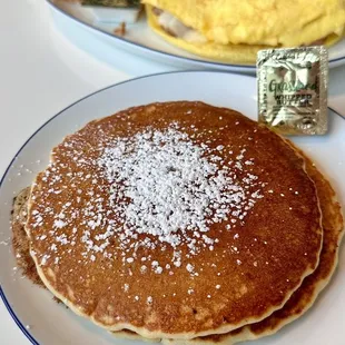 Pancakes @lindaeatstagram