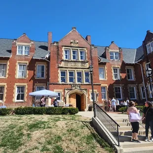 the front of belvoir winery