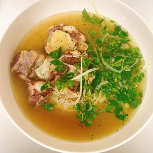 Oxtail pho