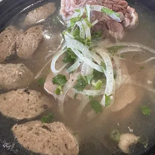 Pho Tai Bo Vien (steak &amp; meatballs) + added Oxtail