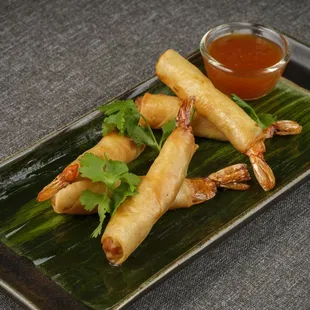 food, chicken wings and fried chicken