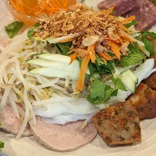 Banh Uot Dac Biet | IG: asianadventuretime