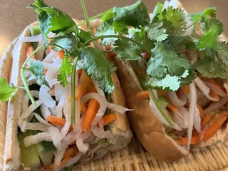 Be's Noodles & Banh Mi
