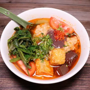 ramen and noodles, food