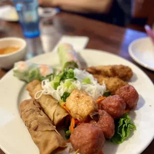 1. Ben Tre Appetizer Combo