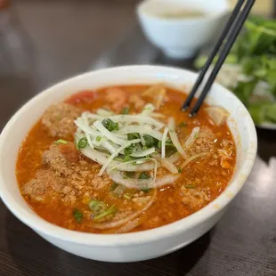 29. Bun Rieu (Tomato Crab &amp; Pork Vermicelli Soup)
