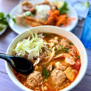 Bun Rieu