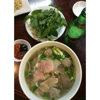 15. Pho Dac Biet (Deluxe Pho Noodle Soup)