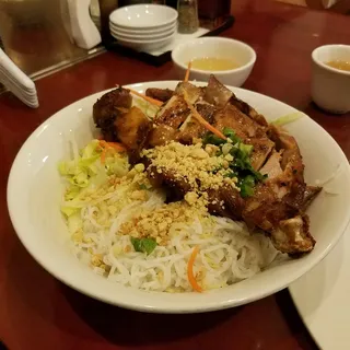 34. 5-Spice Chicken Vermicelli