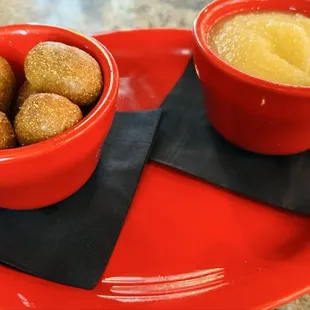 Benchmark Sports Pub & Eatery