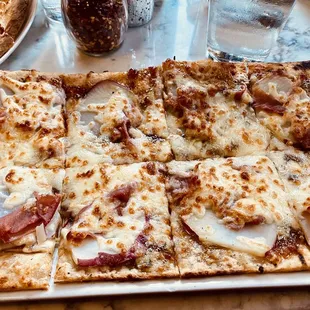 Rustic Prosciutto Pizza