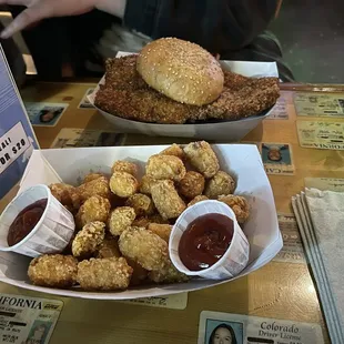 Tater Tots Schnizz BBQ Sandwich