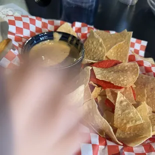Mild Cheese Queso &amp; Chips