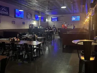 Jordinellis Sports Bar & Restaurant